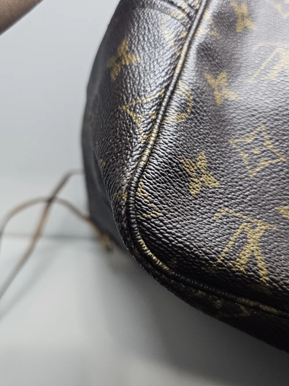 Louis Vuitton Neverfull GM Monogram Canvas Tote Bag in Brown